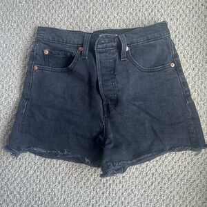 Levi’s Ribcage Shorts